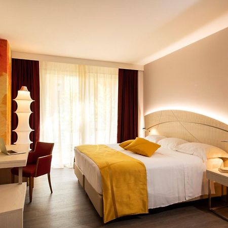 Color Hotel Style, Design & Gourmet Bardolino Quarto foto